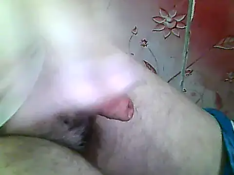 Snapshot of two_colour_cock chatting on January 2025 10:27:01 PM two colour cock online show from January 2025 10:27:01 PM