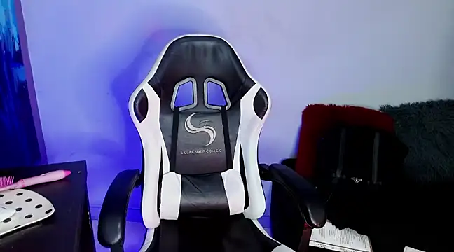 Snapshot of Ardat_Lili69 chatting on January 2025 01:34:01 PM Ardat Lili69 online show from January 2025 01:34:01 PM