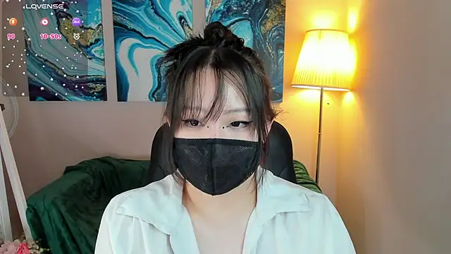 Snapshot of SvSmn chatting on January 2025 09:05:01 AM SvSmn online show from January 2025 09:05:01 AM