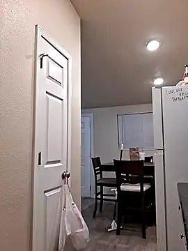 bootiebby online show from September 2025 02:45:01 AM