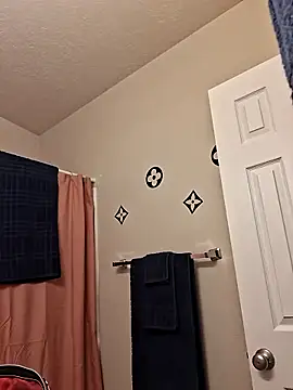 bootiebby online show from October 2025 12:46:02 AM