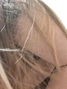 bootiebby online show from October 2025 09:00:01 AM