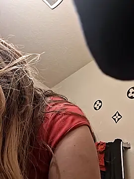 bootiebby online show from October 2025 06:58:01 AM