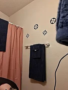 bootiebby online show from October 2025 01:28:02 AM