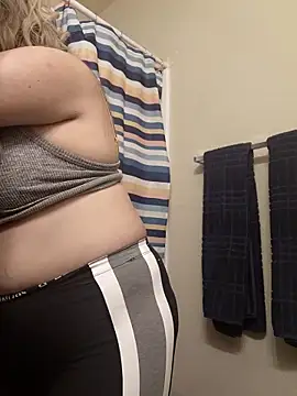 bootiebby online show from April 2026 10:31:01 AM