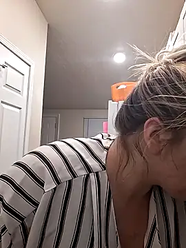 bootiebby online show from October 2025 06:26:02 AM