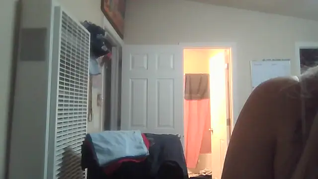 bootiebby online show from November 2025 01:09:01 AM