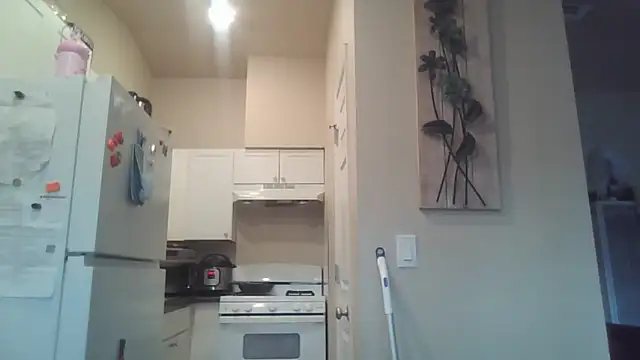 bootiebby online show from February 2026 11:37:02 PM