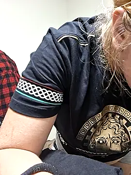 bootiebby online show from September 2025 09:02:02 AM