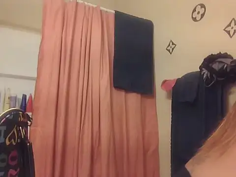 bootiebby online show from November 2025 12:42:02 PM