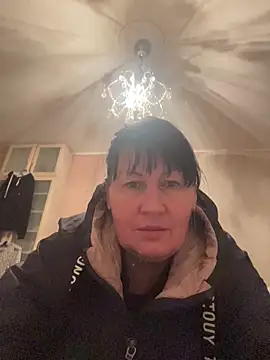 XLindaMilfX online show from October 2025 03:35:01 PM