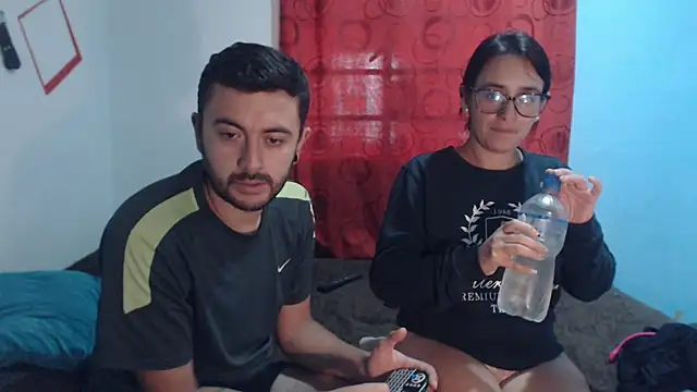 Snapshot of party2col chatting on February 2025 06:31:01 PM party2col online show from February 2025 06:31:01 PM