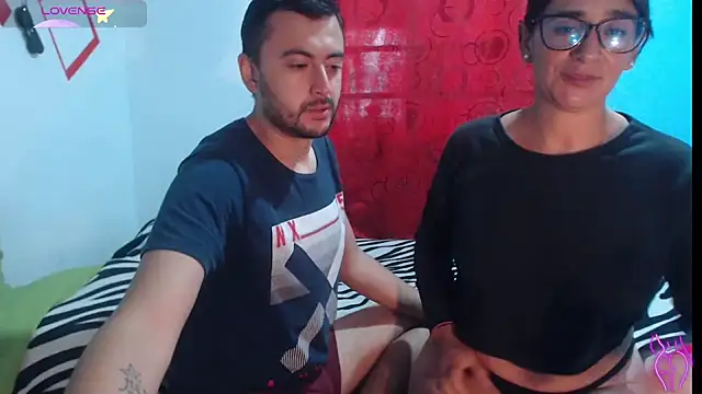 Snapshot of party2col chatting on February 2025 07:38:01 PM party2col online show from February 2025 07:38:01 PM