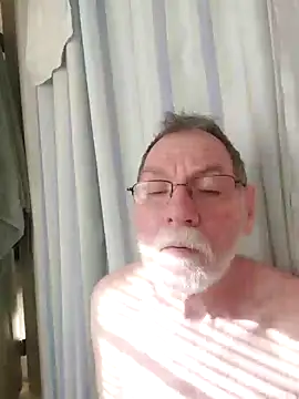 Snapshot of CDforU chatting on January 2025 04:50:02 PM CDforU online show from January 2025 04:50:02 PM