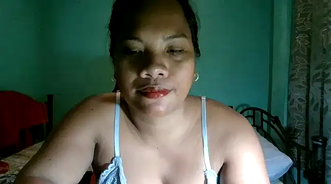 Snapshot of lexilicious_69 chatting on February 2025 04:12:01 AM lexilicious 69 online show from February 2025 04:12:01 AM