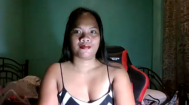 Snapshot of lexilicious_69 chatting on February 2025 10:29:01 AM lexilicious 69 online show from February 2025 10:29:01 AM