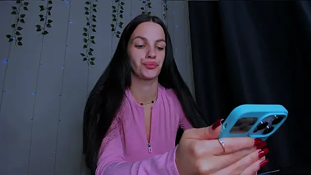 KarlaSim online show from November 2025 10:24:01 PM