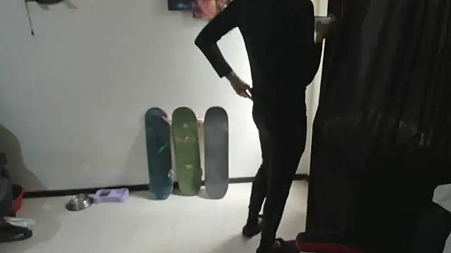 Jeff Waltonxh online show from April 2026 04:57:01 PM