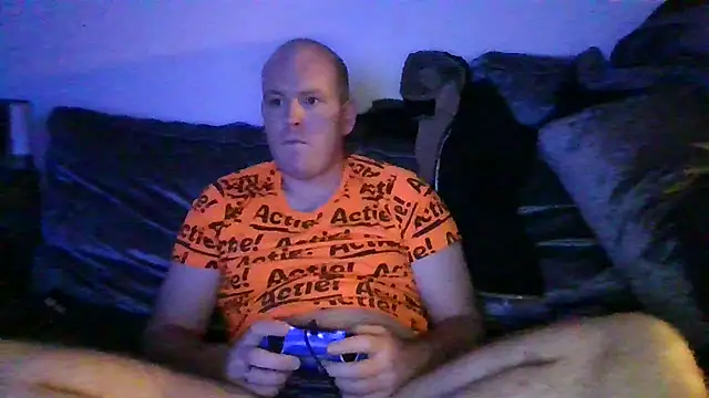 Snapshot of Janssen88 chatting on January 2026 10:46:02 PM Janssen88 online show from January 2026 10:46:02 PM