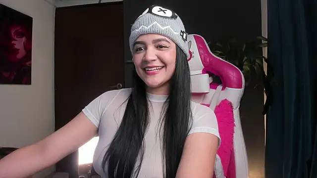 Snapshot of Emilyjhonson_01 chatting on July 2026 01:51:01 PM Emilyjhonson 01 online show from July 2026 01:51:01 PM