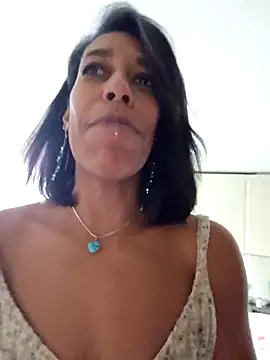 Snapshot of Goldenlace chatting on March 2025 02:12:01 PM Goldenlace online show from March 2025 02:12:01 PM