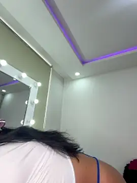 karlyn angels online show from May 2026 05:44:02 PM