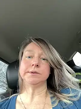 Vivian MayXxX online show from February 2025 09:39:01 PM