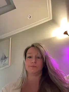 Vivian MayXxX online show from March 2026 11:19:02 PM