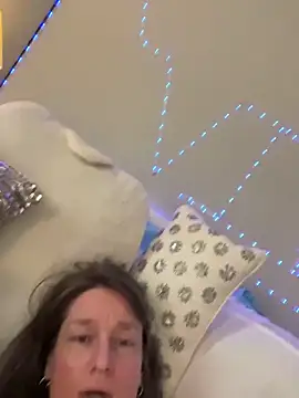 Vivian MayXxX online show from February 2026 09:39:02 PM