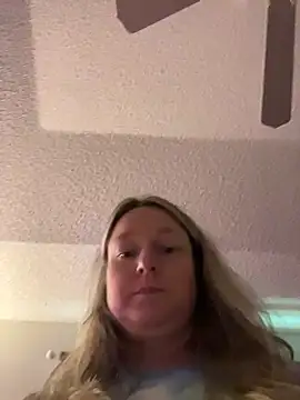 Snapshot of Vivian_MayXxX chatting on July 2026 08:06:01 PM Vivian MayXxX online show from July 2026 08:06:01 PM