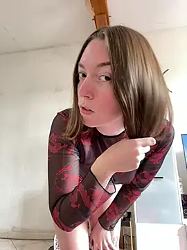 Snapshot of Daisy_Michto_Officiel chatting on February 2025 12:57:02 PM Daisy Michto Officiel online show from February 2025 12:57:02 PM