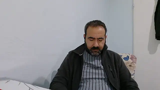 ZYXEL353 online show from January 2026 09:00:01 PM