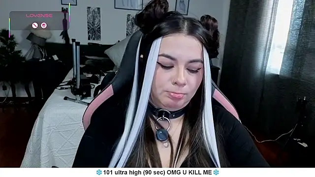 Liah santos online show from April 2026 03:52:02 PM