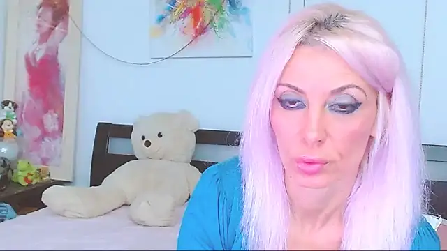 HoneyLara online show from October 2025 08:54:01 PM