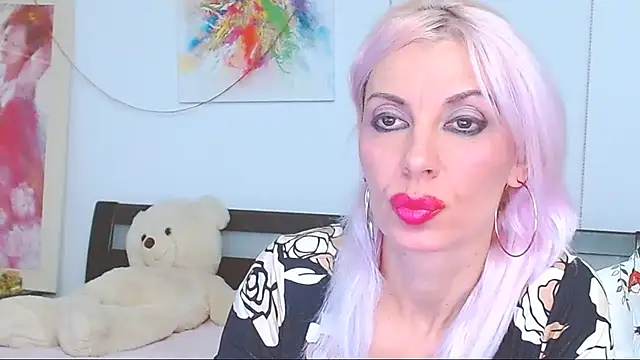 HoneyLara online show from October 2025 08:53:01 PM