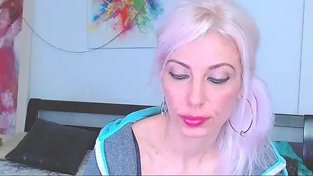 HoneyLara online show from March 2025 02:48:01 AM