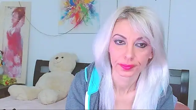 HoneyLara online show from January 2026 10:46:01 PM