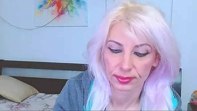 HoneyLara online show from March 2025 02:28:02 AM