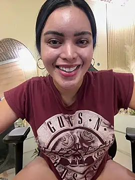 HotstuffCherrySummer online show from January 2026 10:32:01 AM