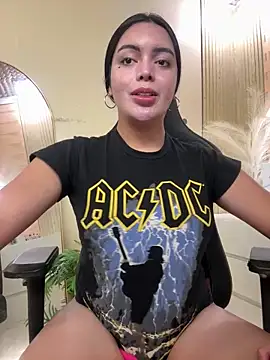 Snapshot of HotstuffCherrySummer chatting on November 2025 08:30:01 AM HotstuffCherrySummer online show from November 2025 08:30:01 AM