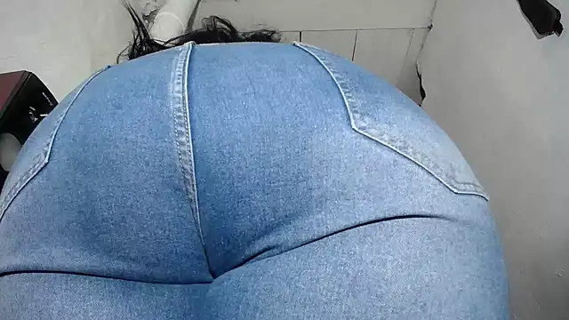 nattashafoxx online show from June 2026 03:58:02 AM