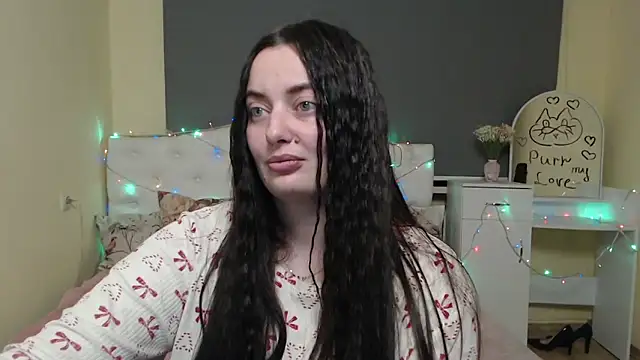 MilanaPrice online show from February 2026 07:44:01 PM