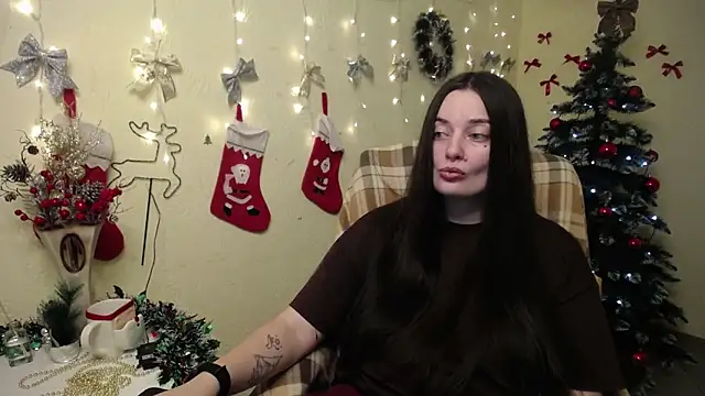 MilanaPrice online show from December 2025 06:45:02 PM