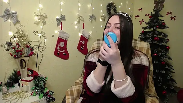 MilanaPrice online show from December 2025 06:34:02 PM