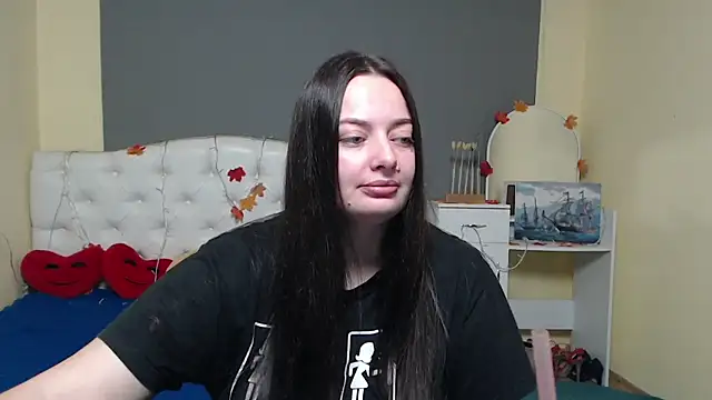 MilanaPrice online show from November 2025 07:30:01 AM