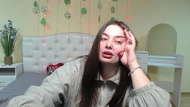 MilanaPrice online show from March 2025 06:30:01 AM