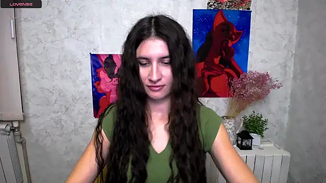 Snapshot of MaryEm976 chatting on October 2025 08:49:02 AM MaryEm976 online show from October 2025 08:49:02 AM