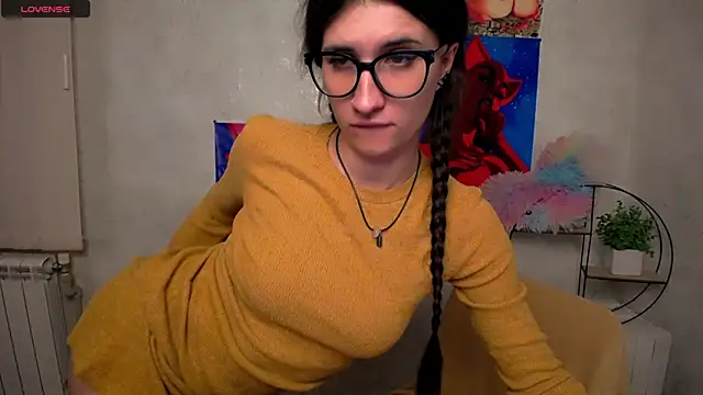 MaryEm976 online show from November 2025 10:41:02 AM