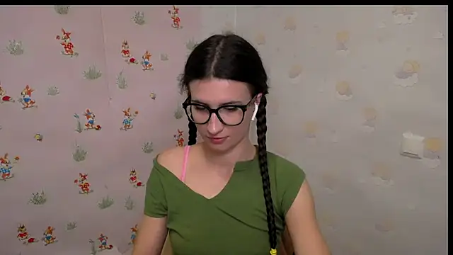 Snapshot of MaryEm976 chatting on October 2025 07:40:02 AM MaryEm976 online show from October 2025 07:40:02 AM