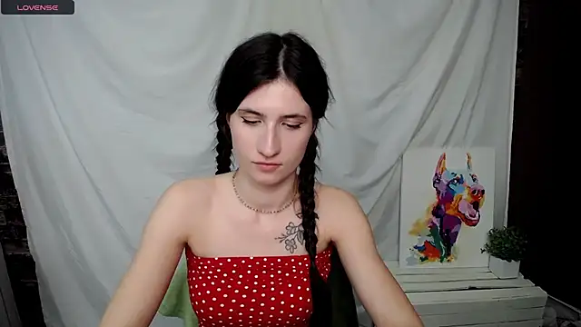 Snapshot of MaryEm976 chatting on March 2025 11:45:01 AM MaryEm976 online show from March 2025 11:45:01 AM